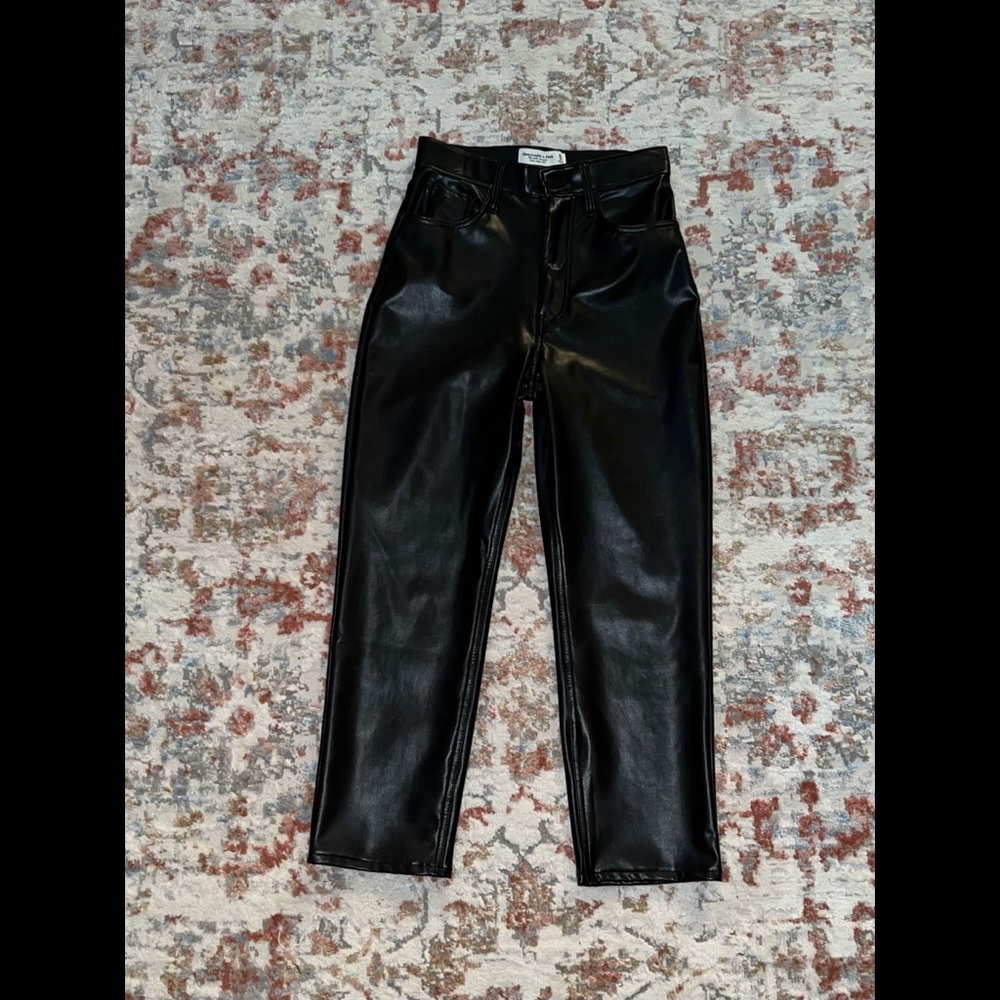 Abercrombie & Fitch Vegan Leather The Ankle Straight Ultra High Rise Pant